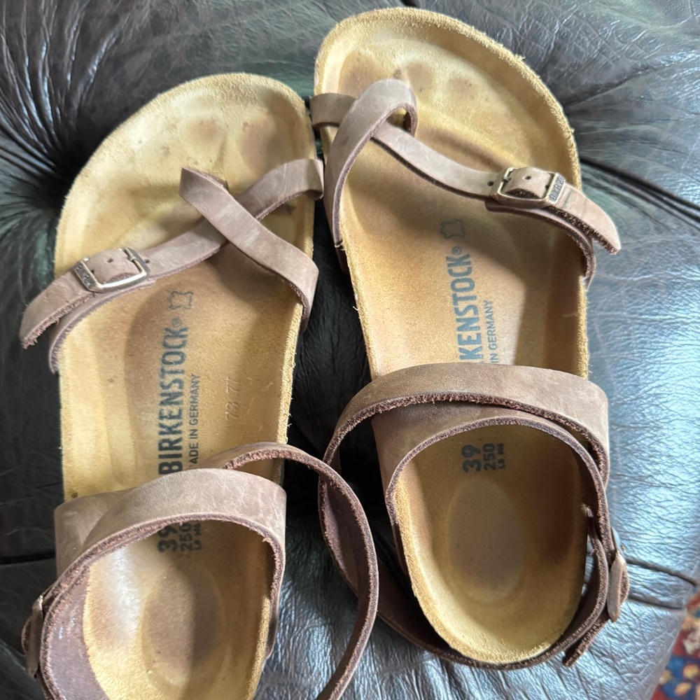 Birkenstock Yara Brown Women’s Sandals size 39 Barely Used